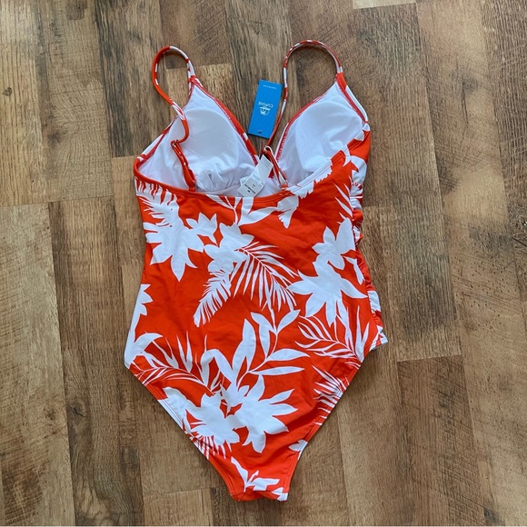 CUPSHE Women's One Piece Swimsuit Tummy Control V Neck Bathing Suit - Picture 9 of 9